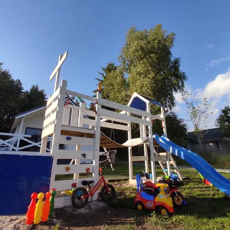 Biały Szafir Domek letniskowy *