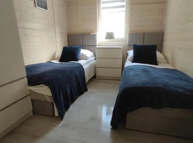 Lodge Bialy Szafir *