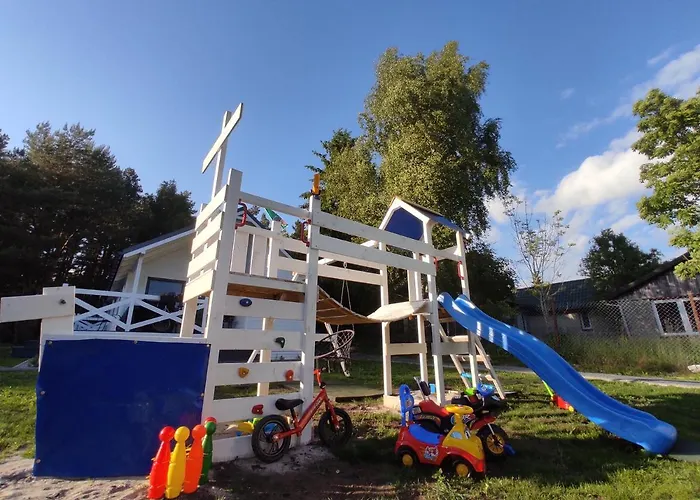 Biały Szafir Domek letniskowy *